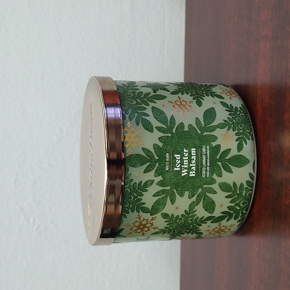 🛍️ White Barn Bath & Body Works "ICED WINTER BALSAM" 3-Wick Candle